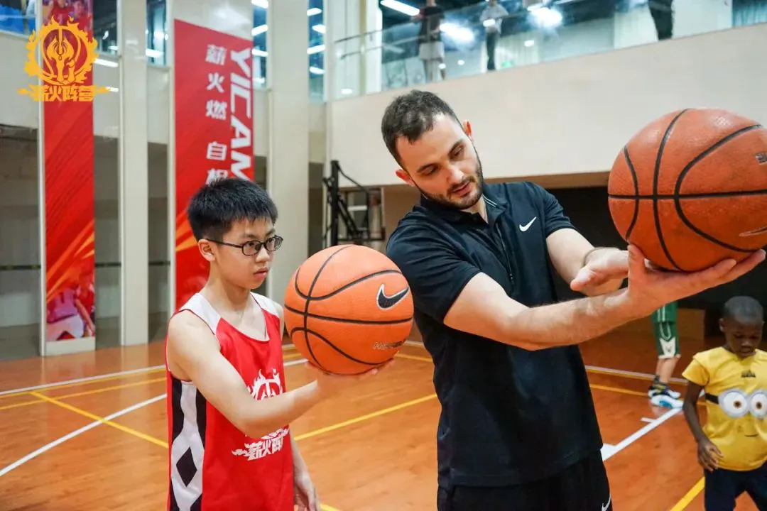 为什么篮球教练要重视球员的心态建设_0